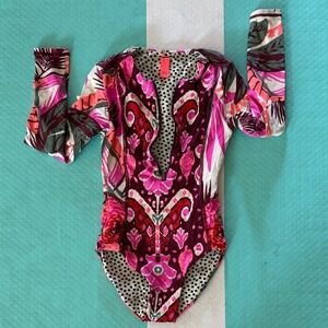 Greatest swimsuit! Maaji.
Very well made